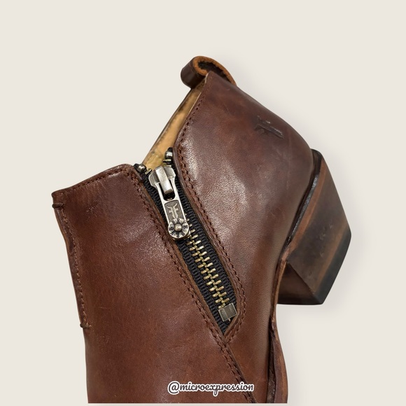 Frye Sacha Moto Shortie Cognac Leather Western Cowboy Pointy Toe Boho Ankle Boot - Picture 9 of 13